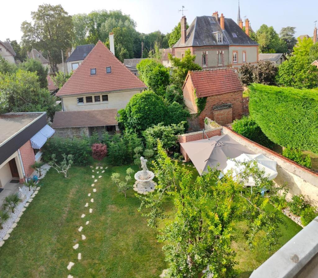 Appartement En Residence Gisors Exteriör bild