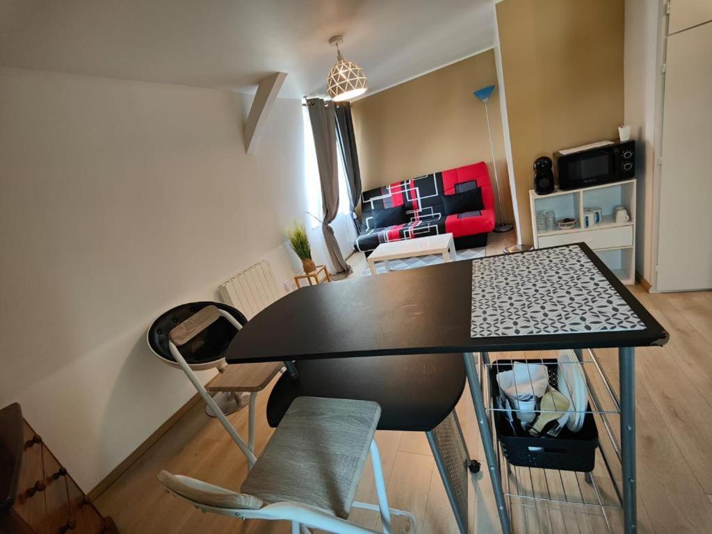 Appartement En Residence Gisors Exteriör bild