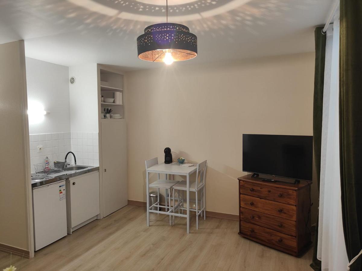 Appartement En Residence Gisors Exteriör bild